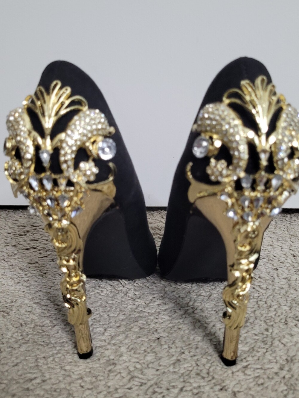 JustFab Alana Embellished Heel Pump Size 7